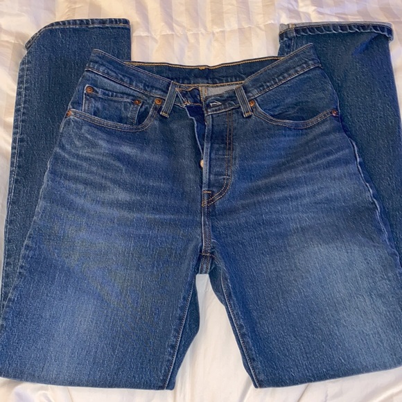 Levi’s 501 Jeans - Picture 3 of 5